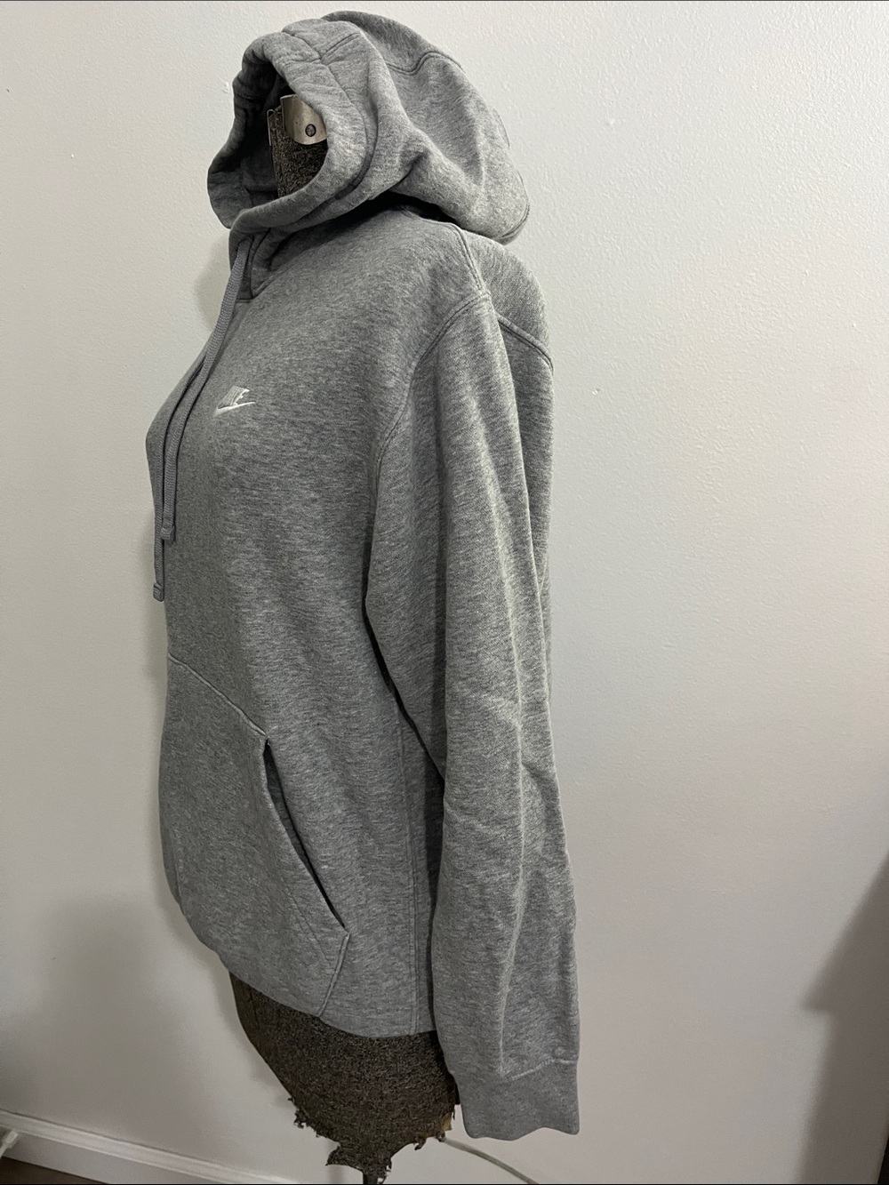 Nike Men’s Gray Hooded Pullover Sweatshirt - Picture 4 of 4